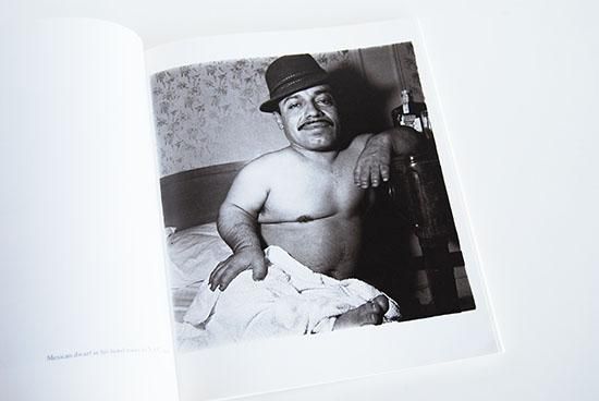 DIANE ARBUS An Aperture Monograph 12th edition ダイアン・アーバス