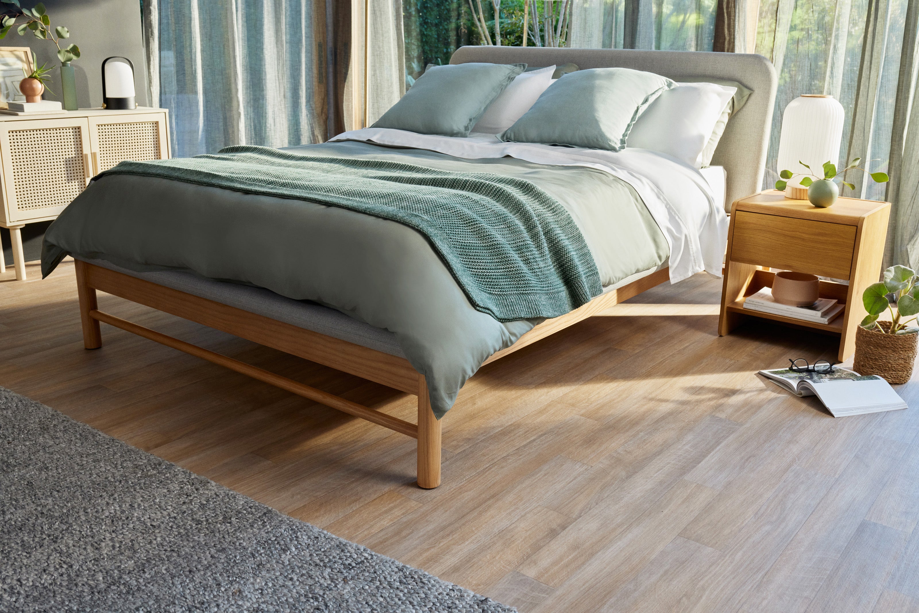 New コアラマットレス」「コアラファブリックベッドフレーム」2022年度