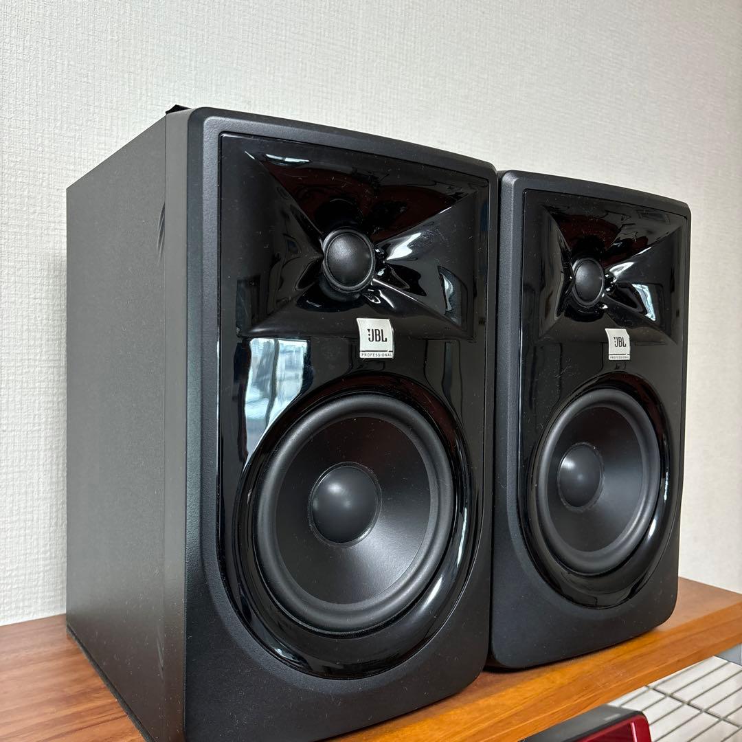 y*u様 JBL 305P MkII スタジオモニター ブラック JBL 305P MkII | パワード12.7 cm（5インチ）双方向スタジオモニター