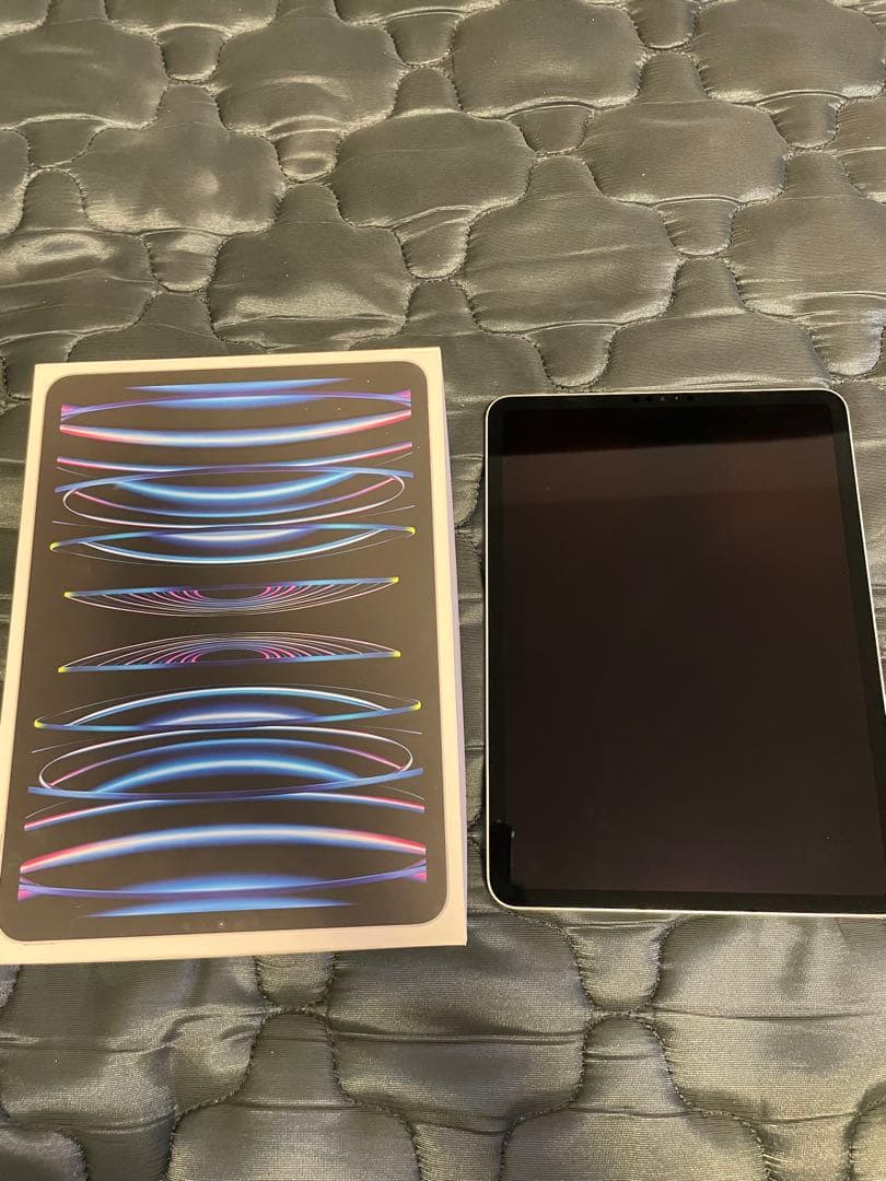 iPad Pro第4世代 シルバー 128GB本体and箱付き 11インチiPad Pro Wi-Fi 128GB - シルバー（第4世代）[整備済製品