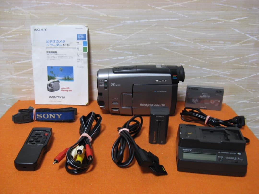 動作0K❗️☆SONYの液晶Hi8/8ミリビデオカメラ・CCD-TRV90 Amazon.co.jp: SONY ソニー CCD-TRV90 ビデオカメラ Hi8 : 家電＆カメラ