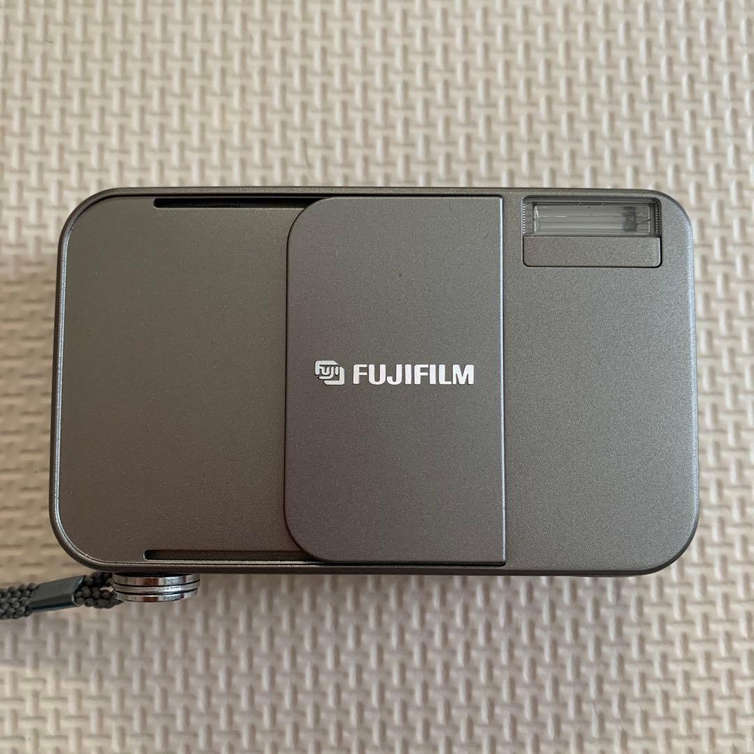 箱ありCARDIA mini TIARA SUPER-EBC 28 Fujifilm Cardia Tiara/DL Super Mini Camera Review